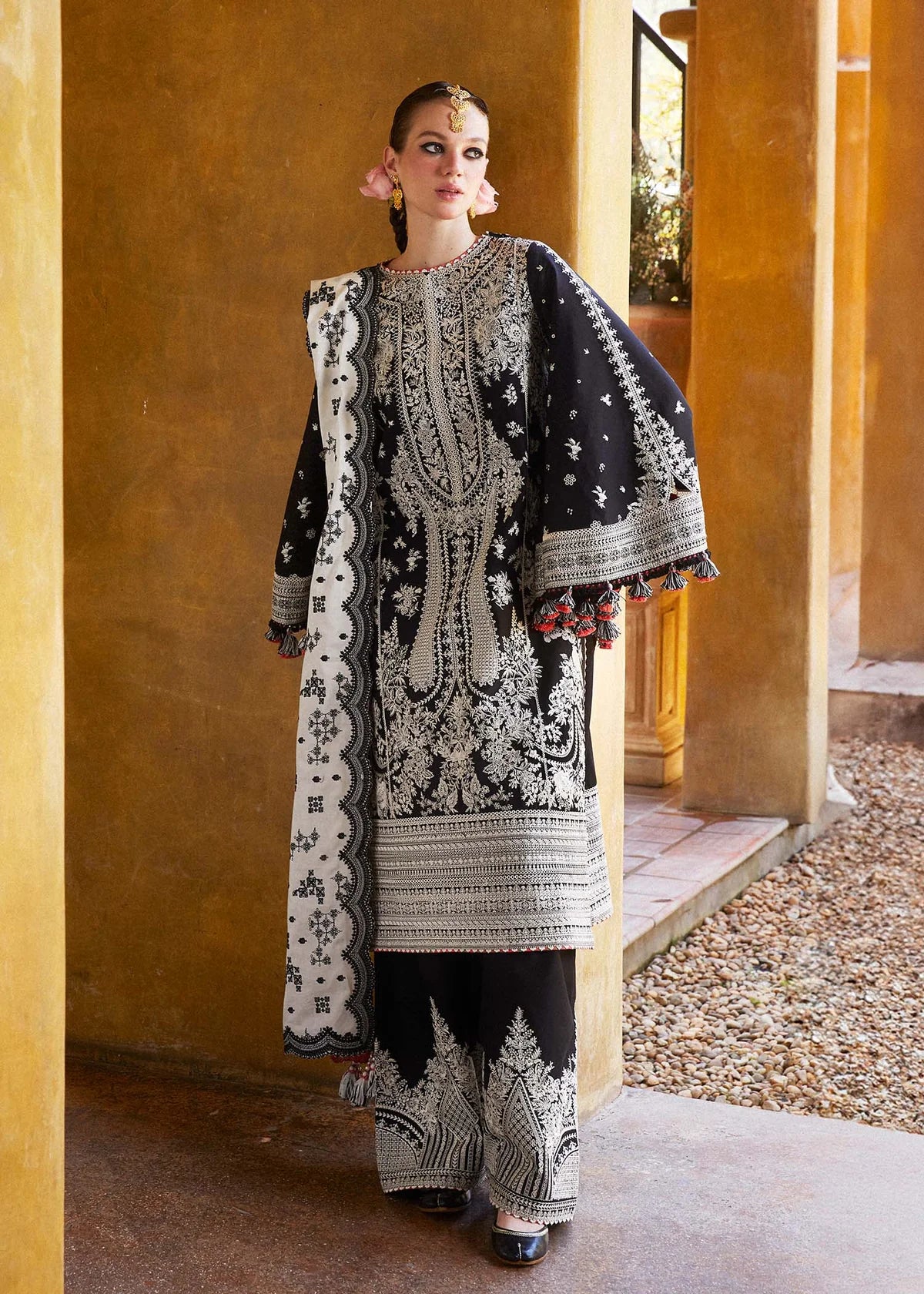 03-Piece Cotton Suit With Embroidery - Ready To Wear