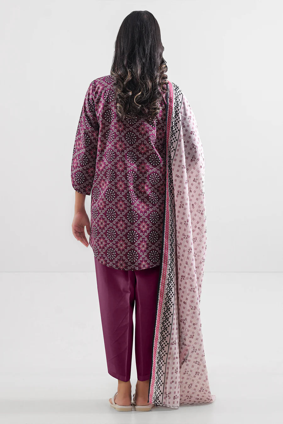 03-Piece Printed Lawn Suit - Ready To Wear
