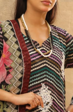03-Piece Printed Lawn Suit - Ready To Wear