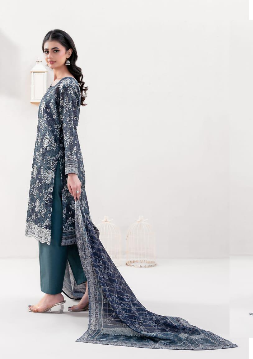 03-Piece Printed Lawn Sit - Ready To Wear